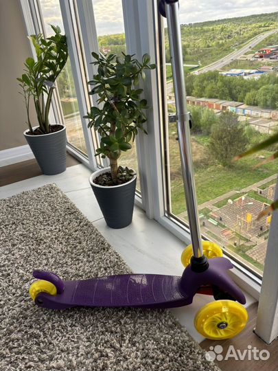 Самокат детский трехколесный