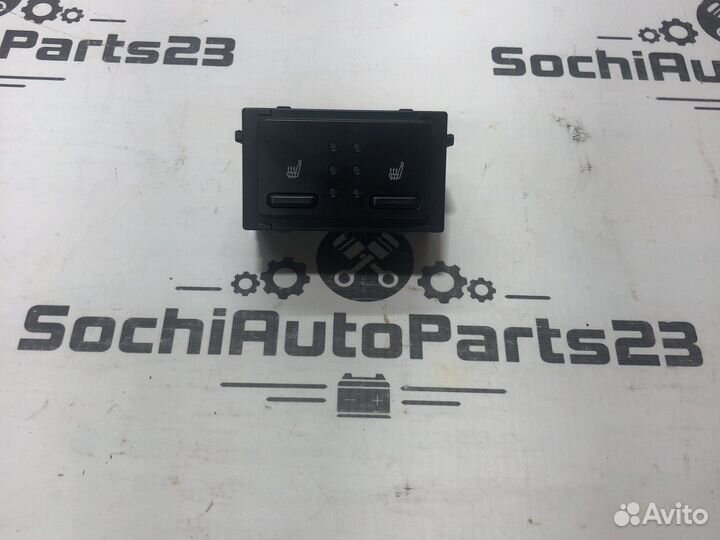 Блок обагрева сидений Toyota Camry V70