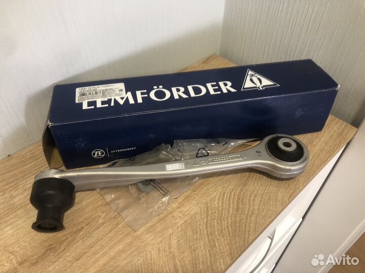 Рычаг передий верхний справа lemforder 3389702