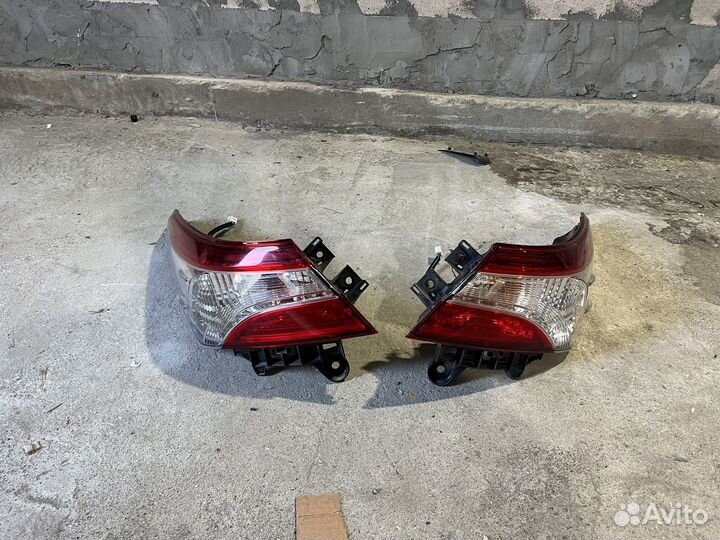 Стоп фары Toyota camry v70