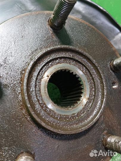 Кулак передний правый Honda FR-V (BE1) 2006