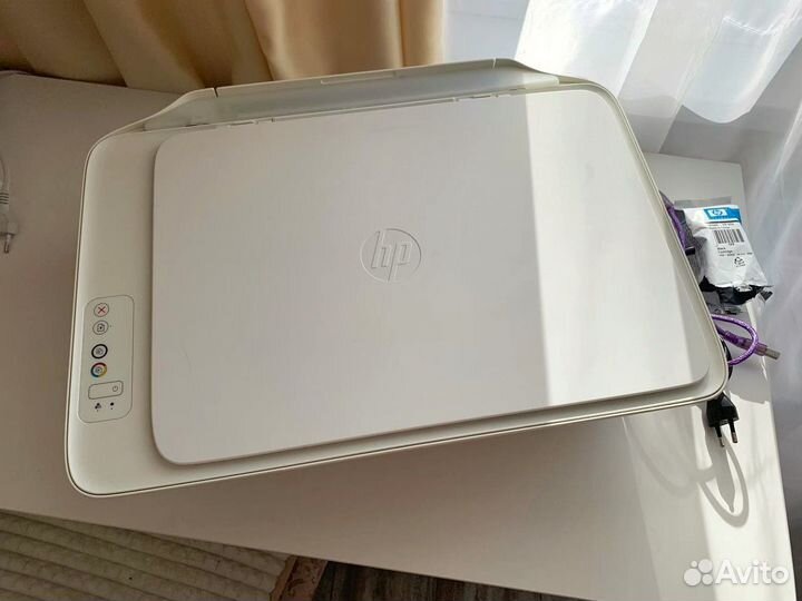 Принтер HP DeskJet 2130