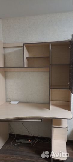 Компьютерный стол