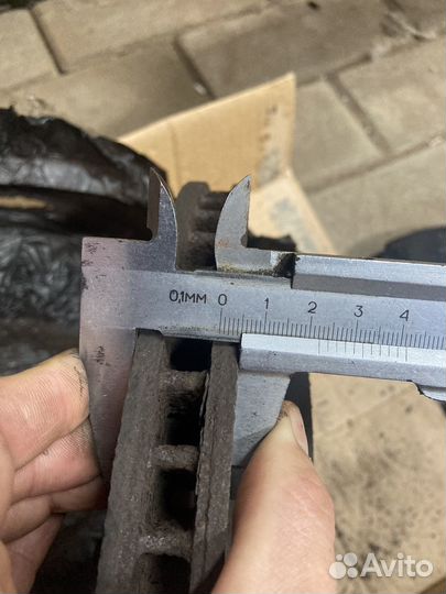 Комплект передних тормозов Mazda 3 bm 1.6