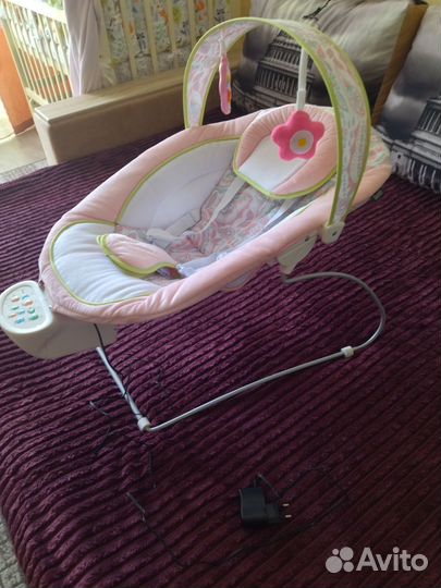 Шезлонг детский новый