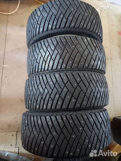 Goodyear Ultragrip Ice Arctic 225/45 R17