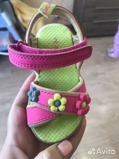 Босоножки для девочки