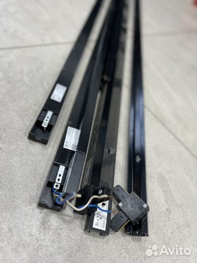 Трековый накладной шинопровод