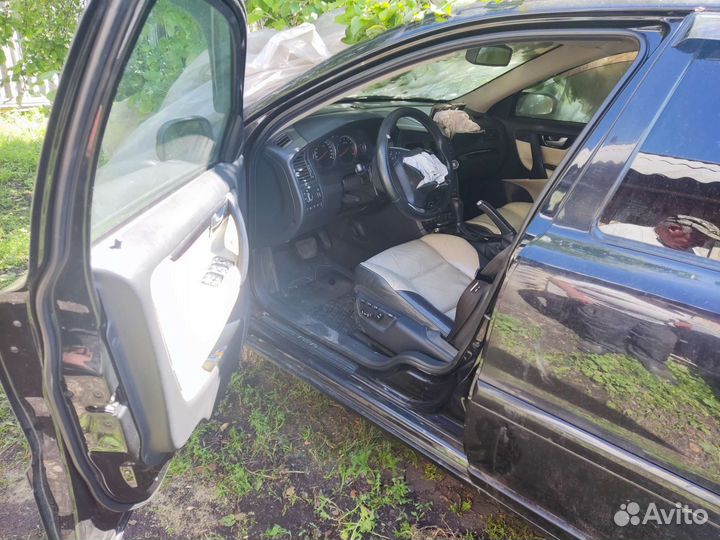 Volvo S60 2.4 AT, 2006, битый, 260 000 км