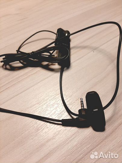 Гарнитуры для мобильных телефонов