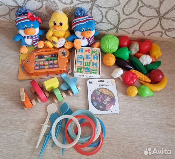 Игрушки, развивашки,пазлы