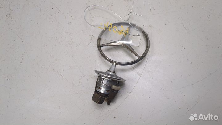 Эмблема Mercedes E W211, 2005