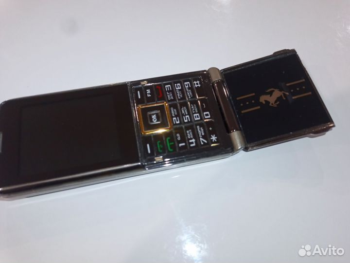 Vertu Ti Ferrari, 64 ГБ