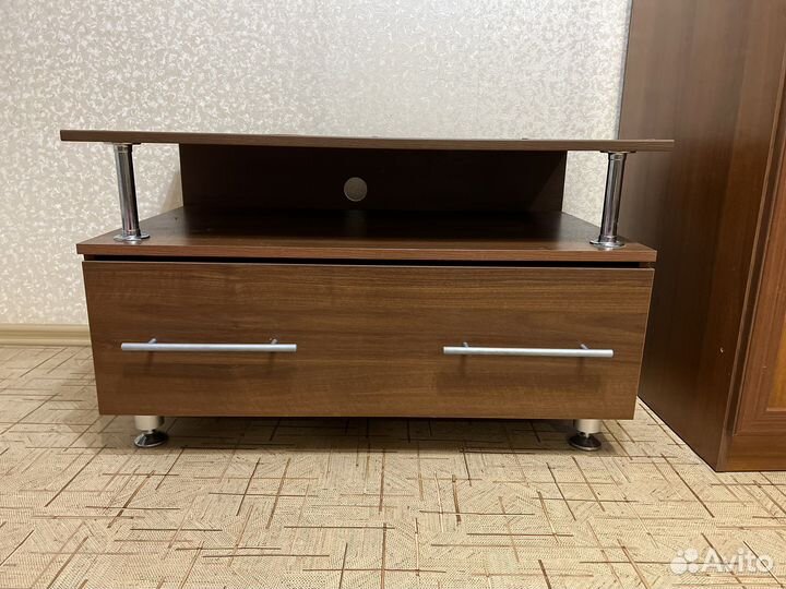 Тумба под телевизор