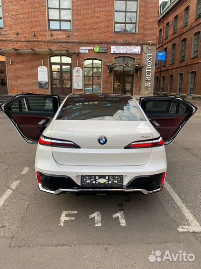BMW 7 серия 3.0 AT, 2022, 72 км