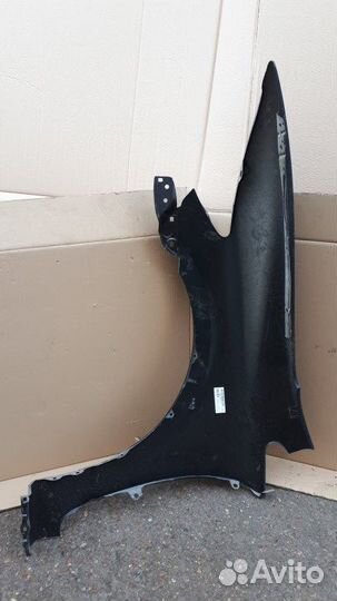 Крыло переднее правое Honda Civic FD1