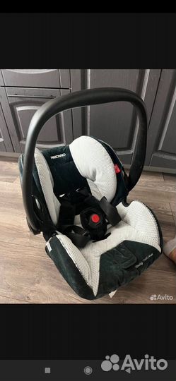 Автолюлька recaro