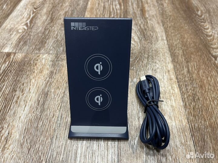 Беспроводная зарядка для iPhone interstep