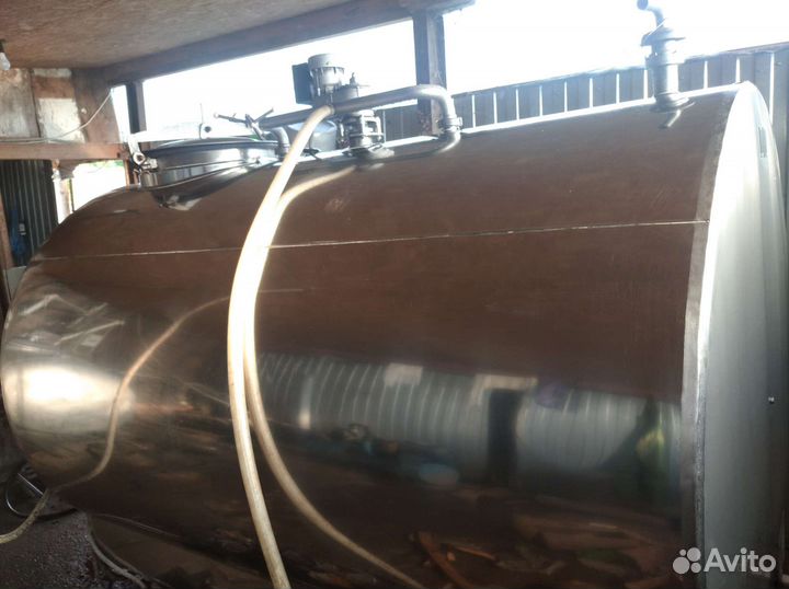 Танк охладитель молока