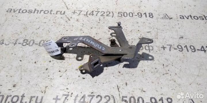 Механизм газа Nissan Laurel Spirit