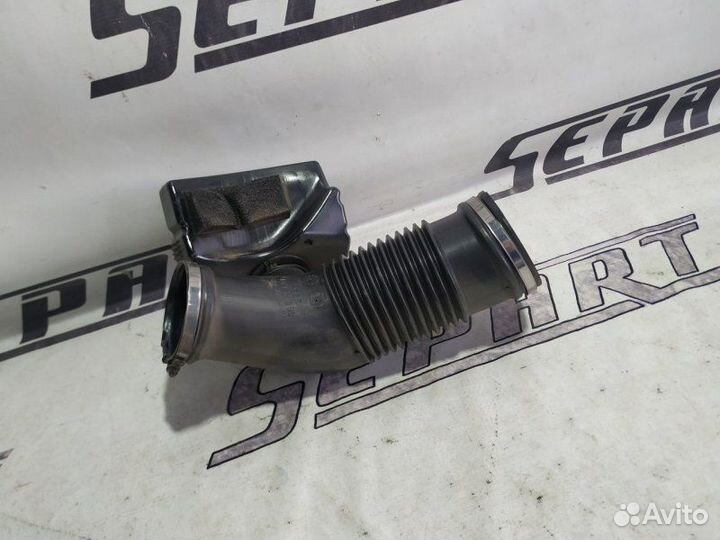 Патрубок впускного фильтра Audi A6 С6 2004—2008