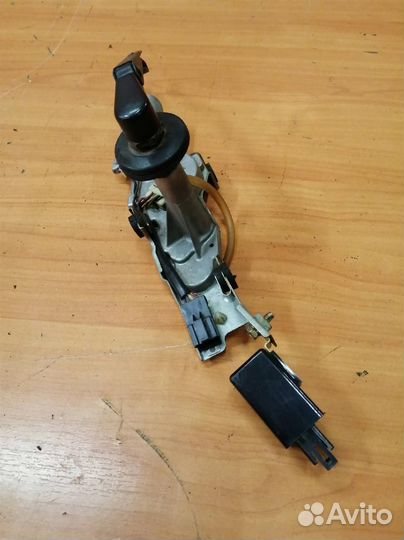 Моторчик стеклоочистителя задний Mitsubishi Galan