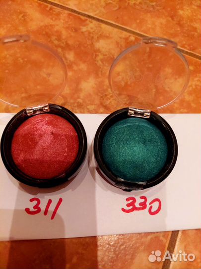 Тени в отдельной упаковке nouba