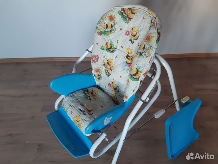 Детский стульчик для кормления