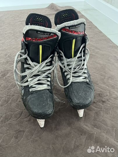 Коньки хоккейные профессиональные юниорские