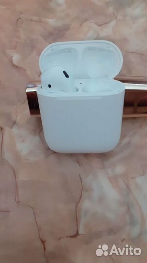 Наушники airpods 2 только левый наушник