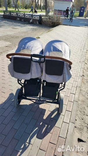 Прогулочная коляска для двойни и погодок