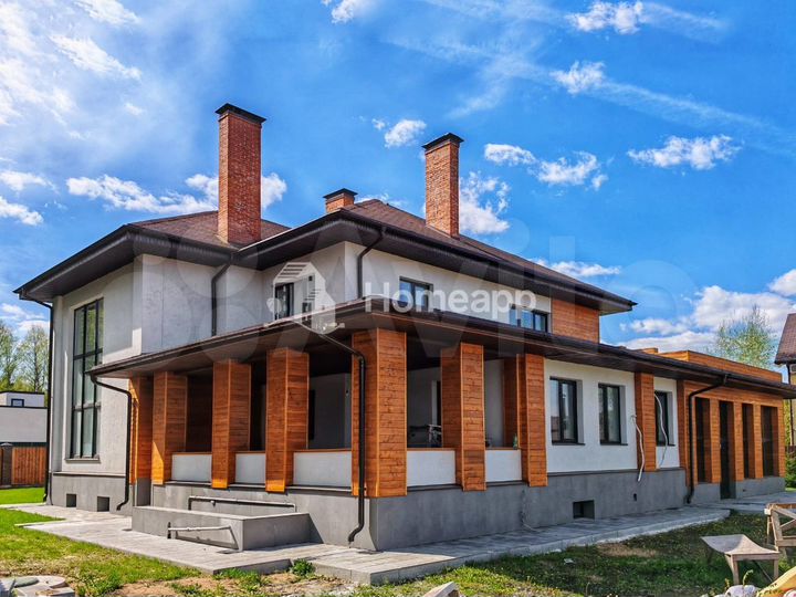 Коттедж 599 м² на участке 13,4 сот.