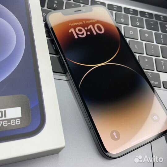 iPhone 12, 64 ГБ