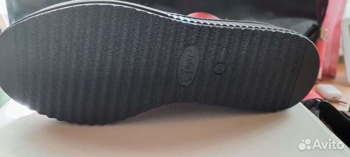 Ботинки женские новые 38 размера