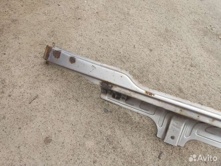 Фартук Волга 31105