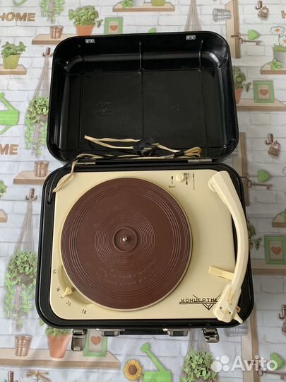 Проигрыватель винила Концертный