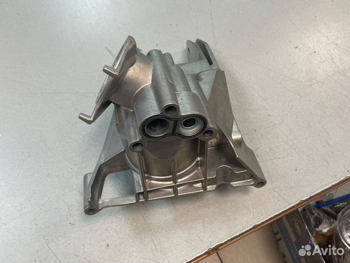 Корпус масляного фильтра VAG 022199354j