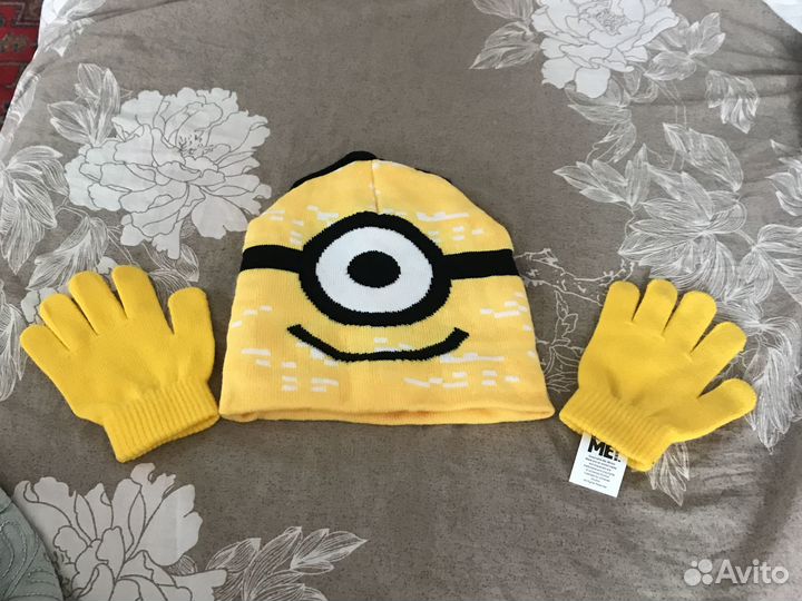 Миньоны шапочка и перчатки,с 2 до 5 лет ребенку