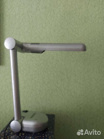 Лампа настольная