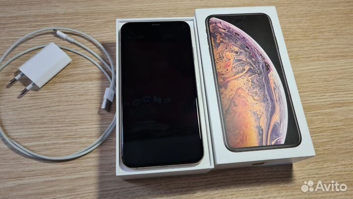 iPhone Xs Max, 64 ГБ