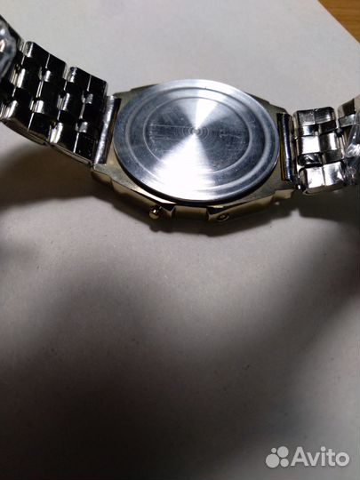 Часы электроника 52б