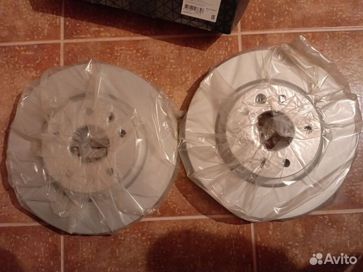 Передние тормозные диски