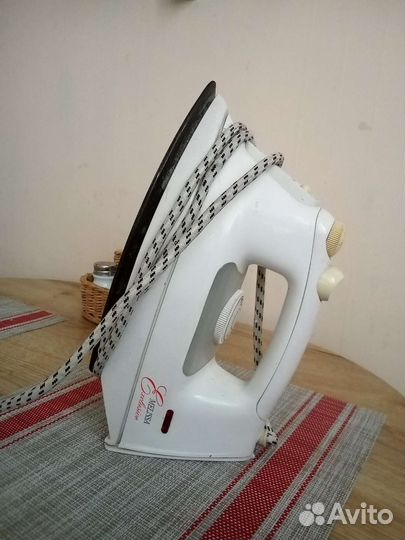 Утюг мелиса