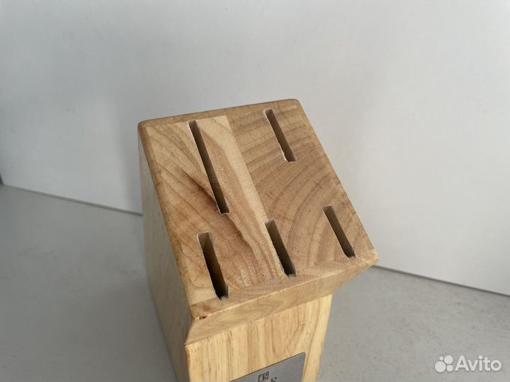 Подставка для ножей Taller деревянная