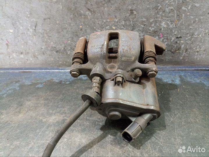 Суппорт задний левый Audi A6 C6