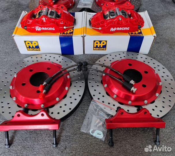 Спортивные тормоза Brembo и AP Racing