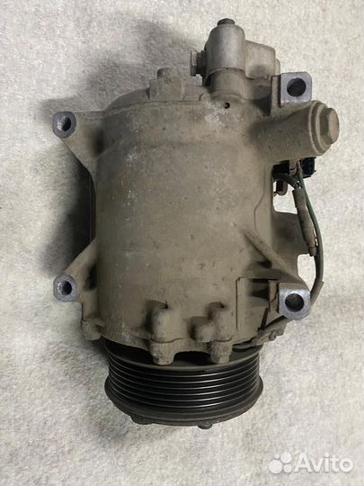 Компрессор кондиционера Honda Crv-3