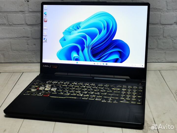Asus TUF Gaming/FHD15.6/i5-11400H/8/512SSD/RTX3050