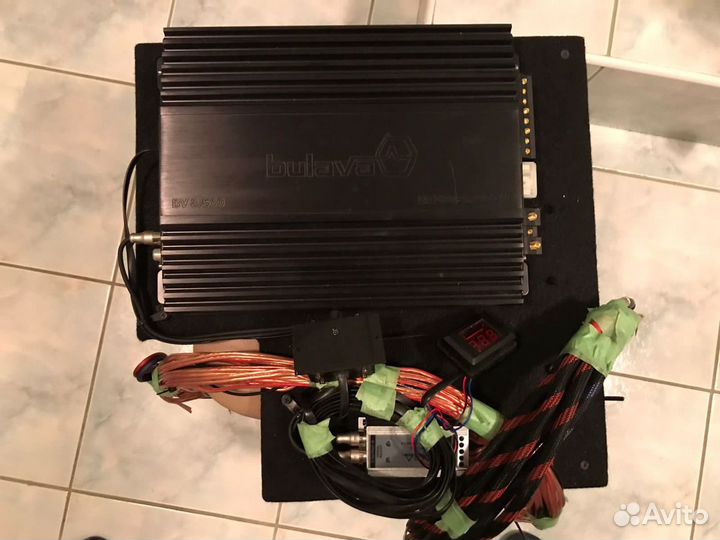 Сабвуфер, усилитель, колонки и провода