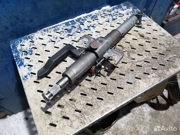 Рулевая колонка Opel Zafira B